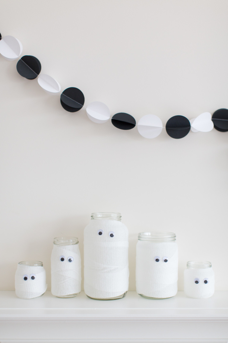 Easy DIY Halloween Garland