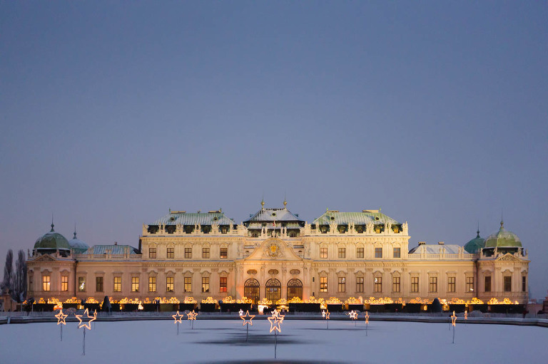 Everything you need to know about the Christmas Markets in Vienna